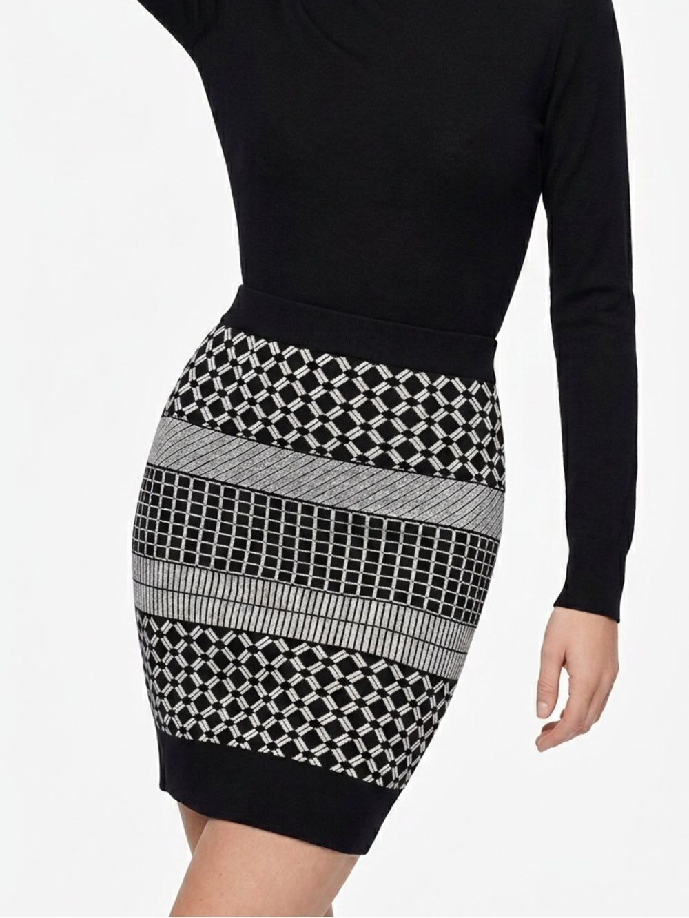 CATO | Black & White Multiprint Stripe Pull On Stretch Skirt Women’s Size Small